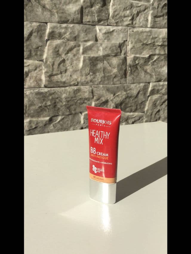 Bourjois Healthy Mix Anti-Fatigue BB Cream  review photo by ugcwithmeriem