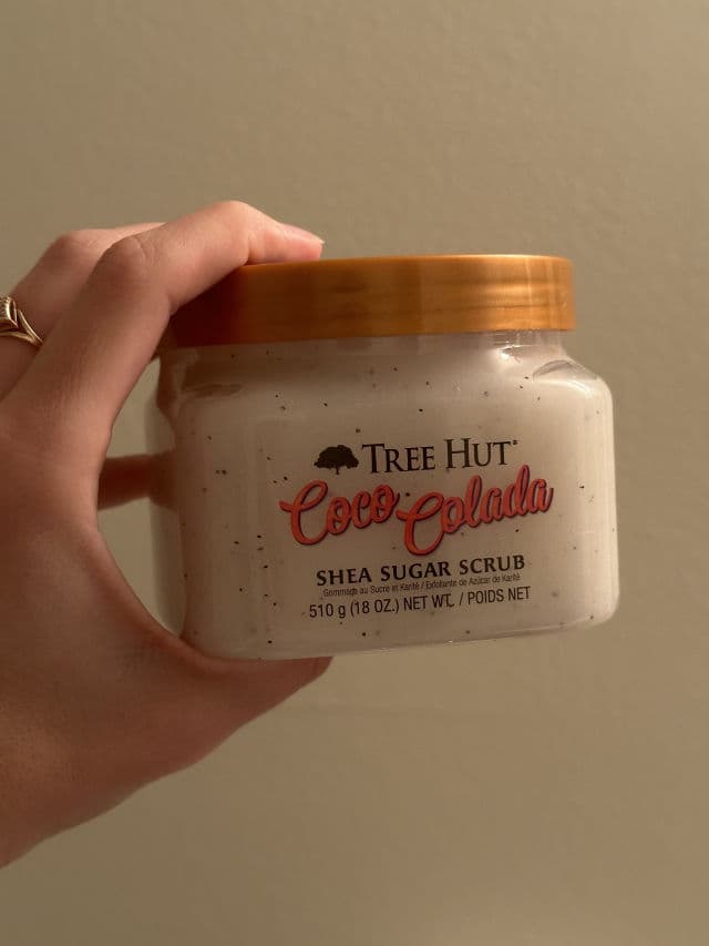 Tree Hut Coco Colada Shea Sugar Scrub review photo by kkkotrutsa