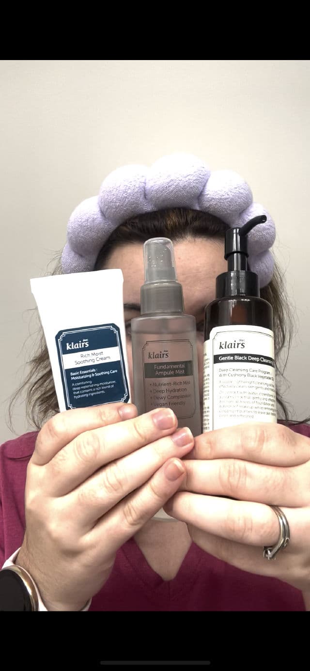 Dear, Klairs Gentle Black Deep Cleansing Oil review photo by beautytealove