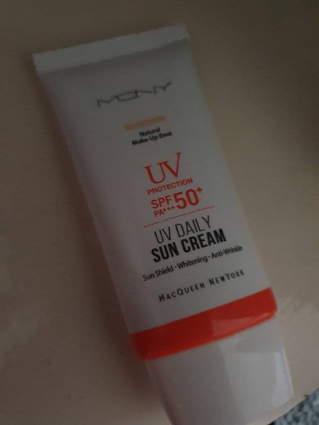 MACQUEEN Daily Sun Cream Matt Finish SPF50+ PA+++  review photo by AIMANU