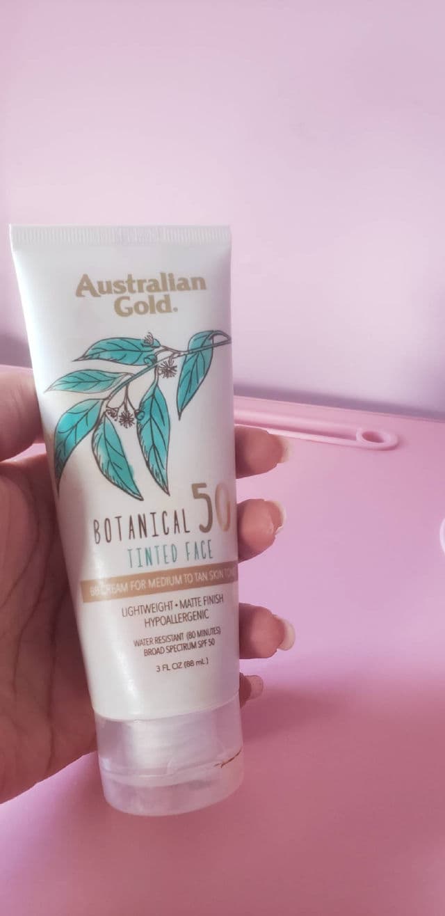 Australian Gold Botanical SPF 50 Tinted Face Sunscreen Lotion - Medium to Tan review photo by soojilina