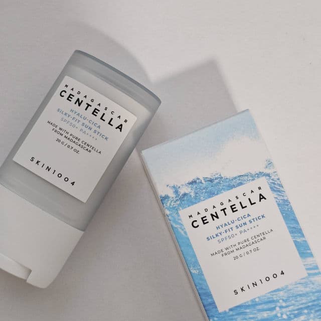 SKIN1004 Madagascar Centella Hyalu-Cica Silky-fit Sun Stick SPF50+ PA++++ review photo by nLynn