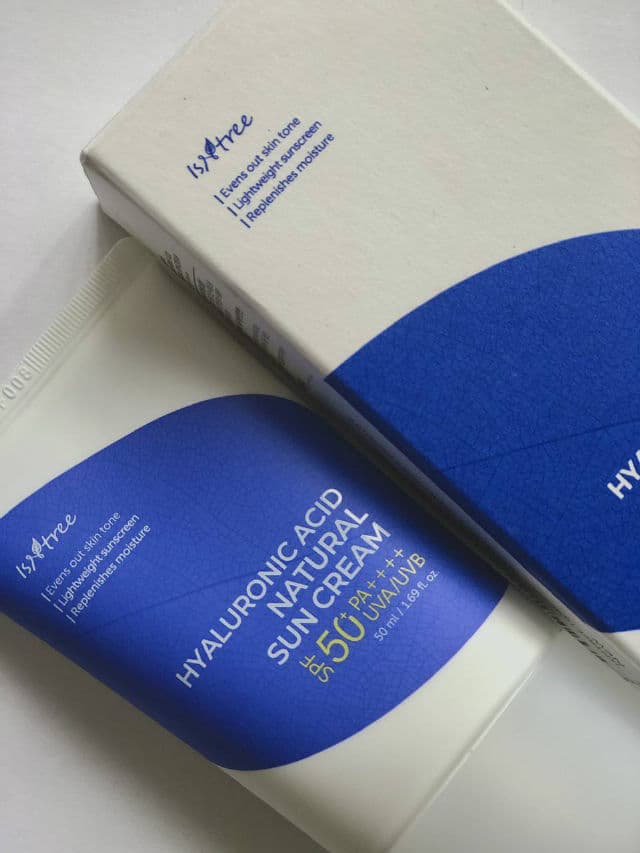 ISNTREE Hyaluronic Acid Natural Sun Cream SPF50+ PA++++ review photo by nLynn