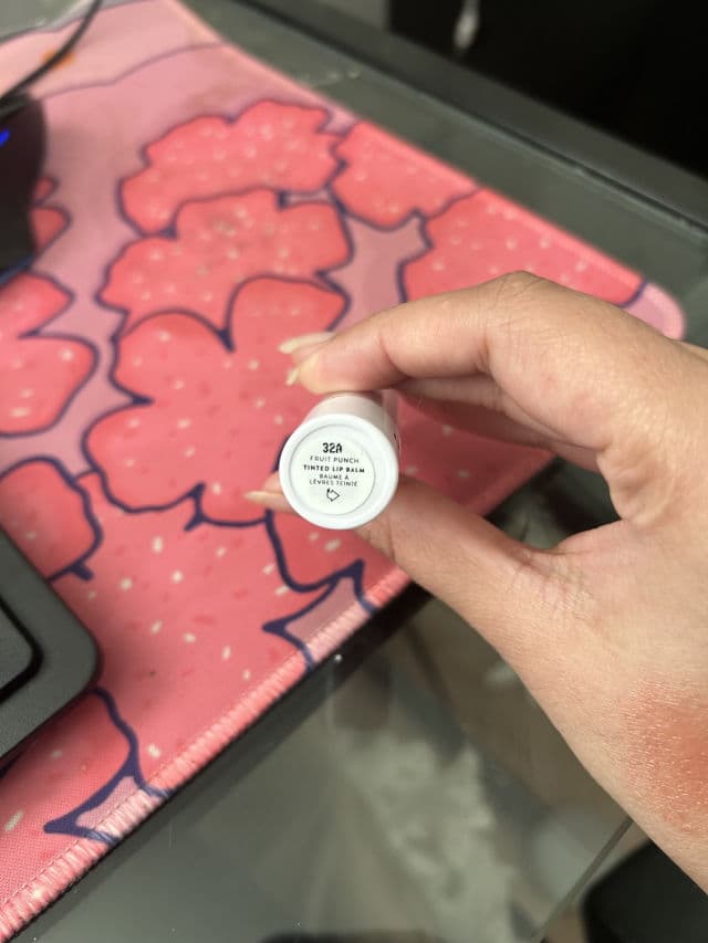 Honest Beauty Tinted Lip Balm review photo by Beautypopcorn