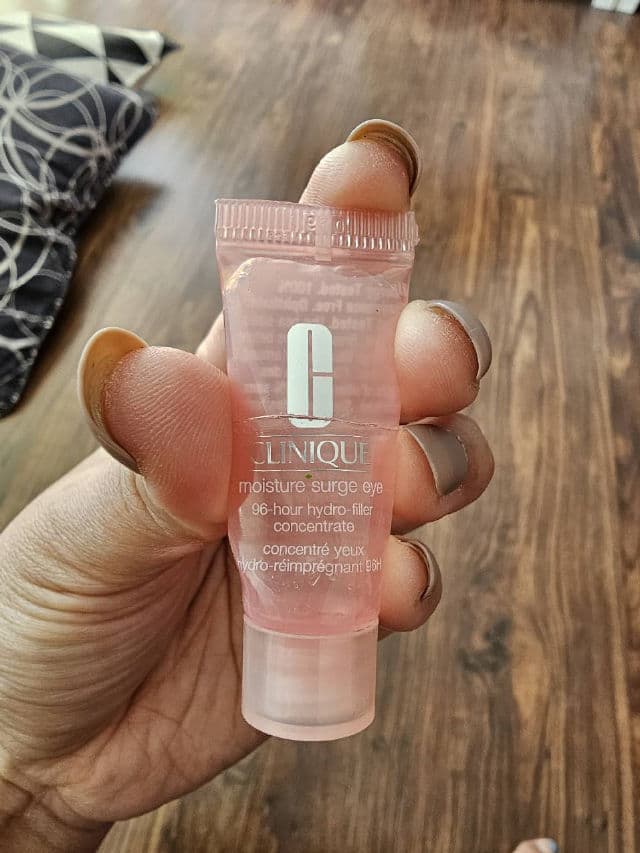 Clinique Moisture Surge Eye™ 96-Hour Hydro-Filler Concentrate review photo by SukaSuklaa