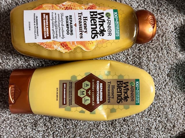 Garnier Whole Blends Honey Treasures Repairing Conditioner review photo by Rossio1725