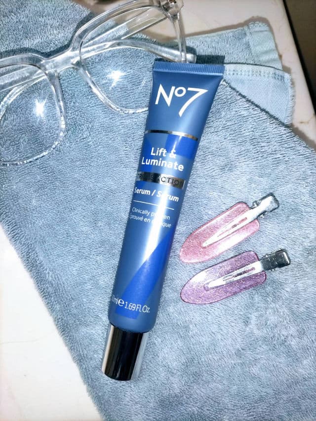 No7 Lift and Luminate Triple Action Serum review photo by JennaMonsavages