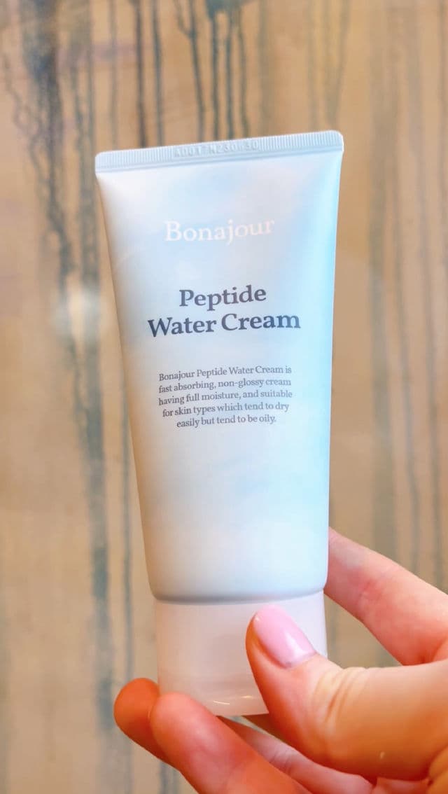 Bonajour Peptide Water Bomb review photo by Majajolie