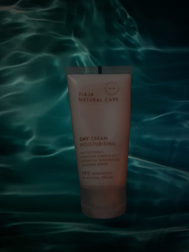 Ziaja Natural Care Moisturising Day Cream review photo by elegabunia