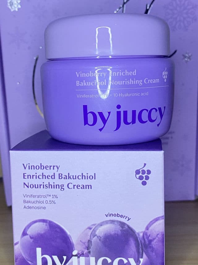 By Juccy Vinoberry Enriched Bakuchiol Nourishing Cream review photo by Joystar198