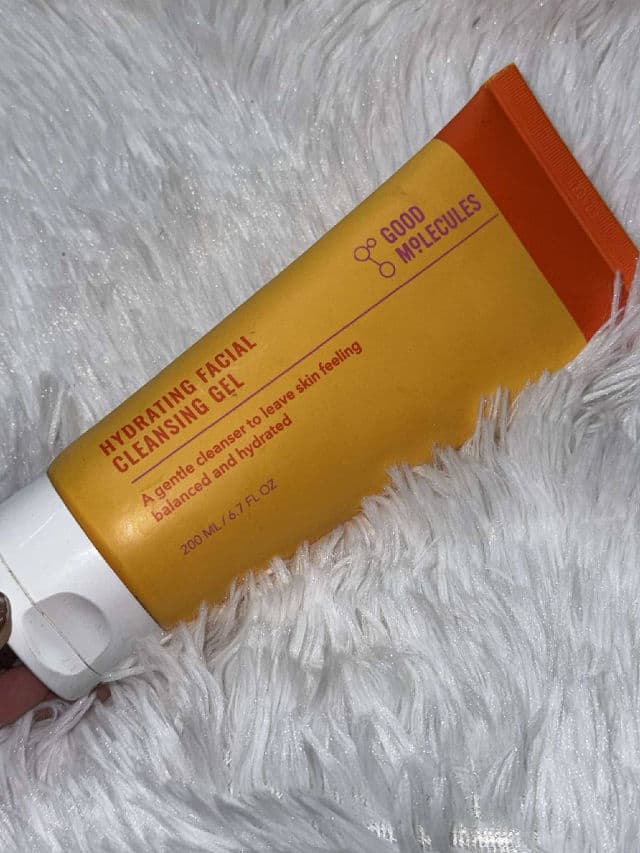 Good Molecules Hydrating Facial Cleansing Gel review photo by ugcluv