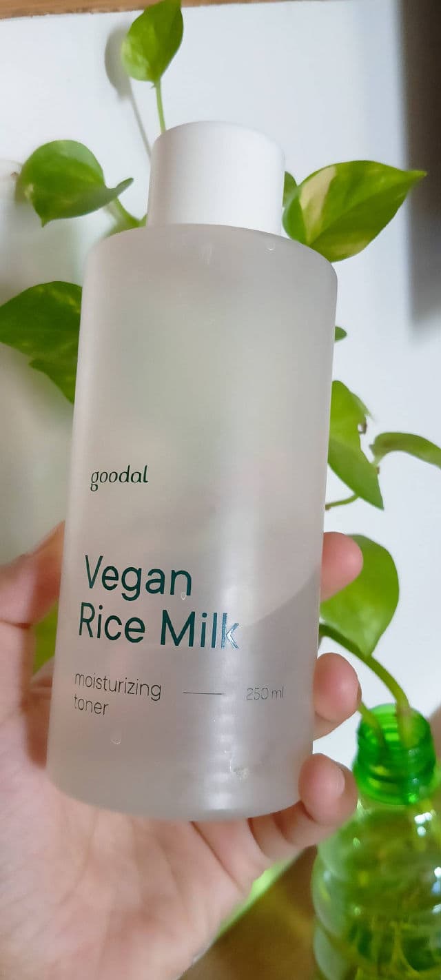 Vegan Rice Milk Moisturizing Toner product review