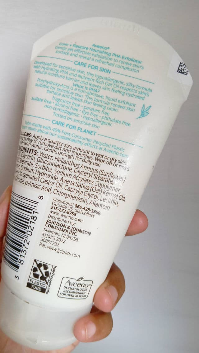Aveeno Calm + Restore Nourishing PHA Facial Exfoliator review photo by Kanishkaaa