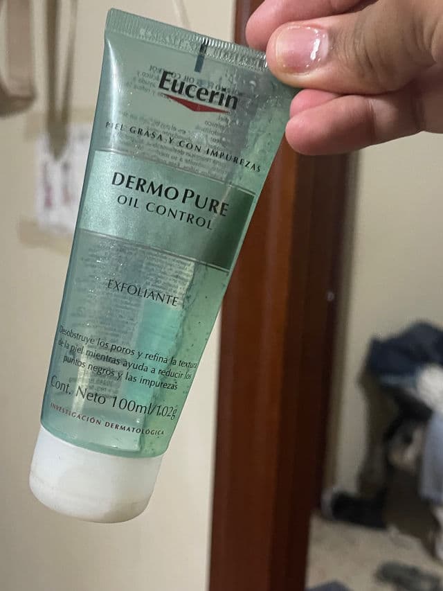 Eucerin Dermopure Oil Control Exfoliante review photo by hillyfer