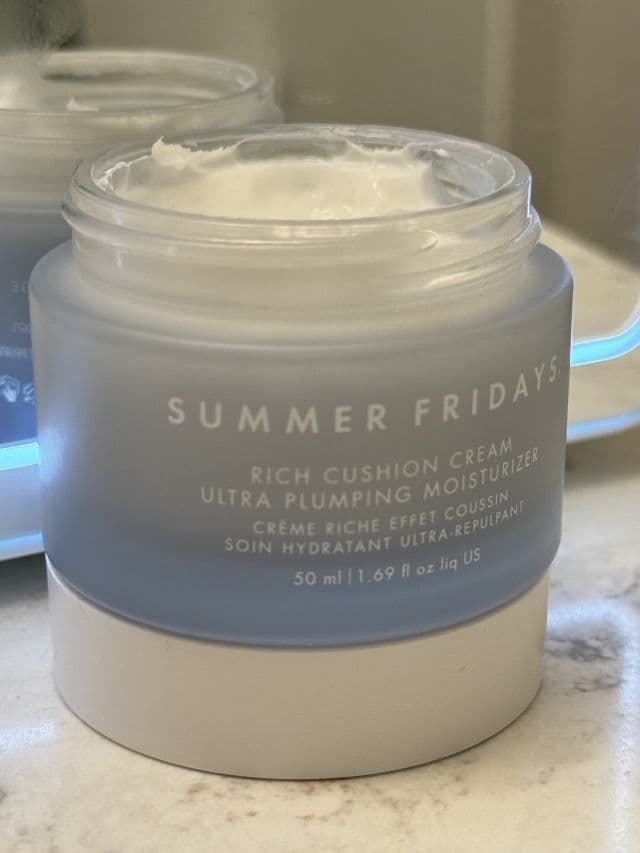Summer Fridays Rich Cushion Cream Ultra Plumping Moisturizer review photo by sassqueensami