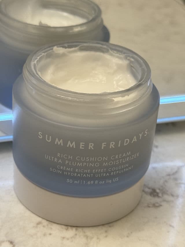 Summer Fridays Rich Cushion Cream Ultra Plumping Moisturizer review photo by sassqueensami
