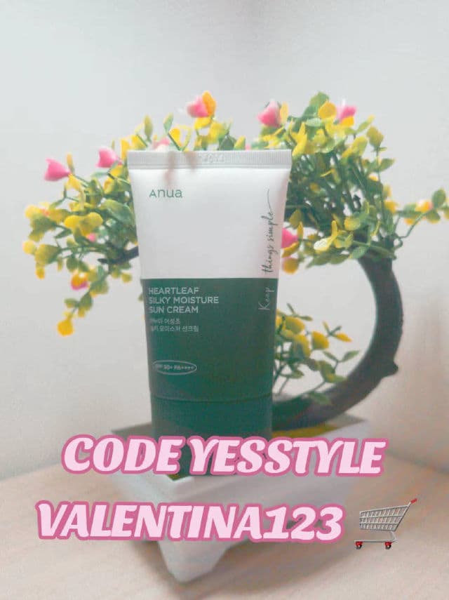ANUA Heartleaf Silky Moisture Sun Cream SPF 50+ PA++++ review photo by Valentinatester