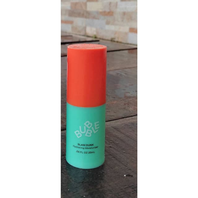 Bubble Slam Dunk Hydrating Moisturizer review photo by Steffie