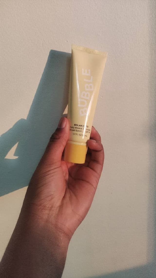 Bubble Solar Mate Invisible Daily Mineral Sunscreen Broad Spectrum SPF 40 review photo by Adejisola