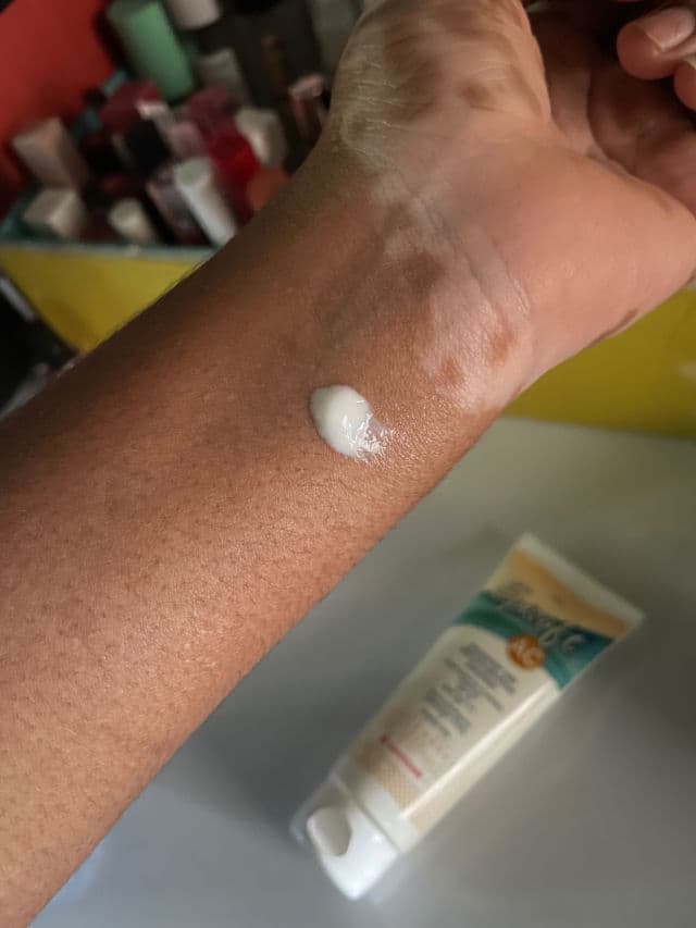 Glenmark Episoft AC Moisturizer with Sunscreen, SPF 30+ review photo by ish25