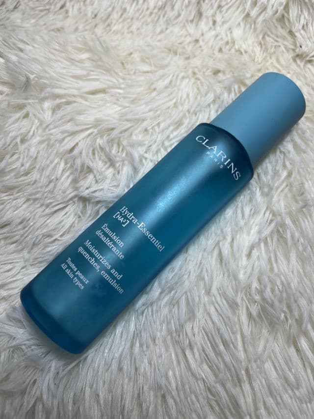 Clarins Hydra Essentiel Emulsion review photo by omaa