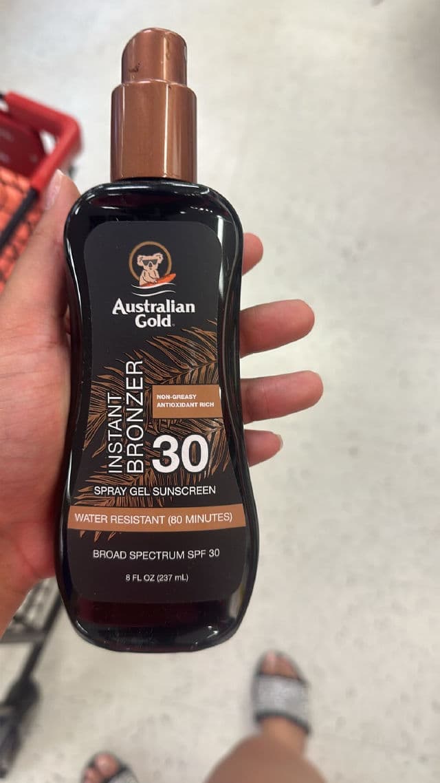 Australian Gold Lotion Sunscreen SPF30 with Instant Bronzer review photo by mzmichell