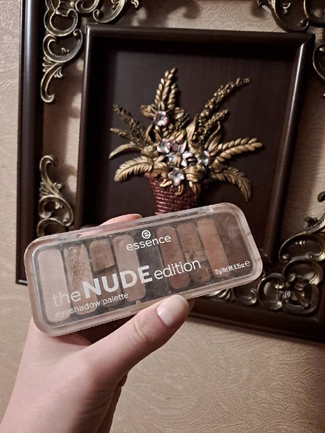 Essence The Nude Edition Eyeshadow Palette review photo by ninias