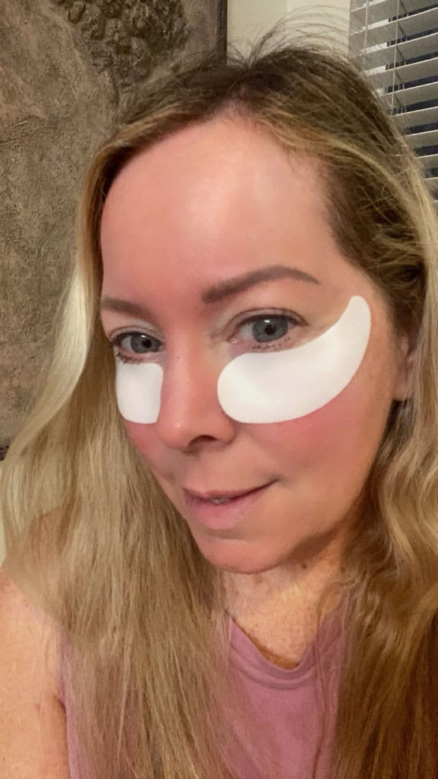 Earth Therapeutics Hydrogel Collagen Under Eye Patch review photo by lolajadec