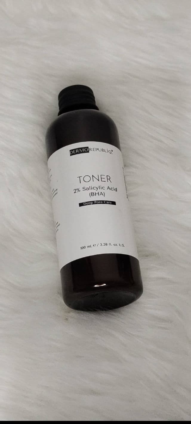 Dermorepubliq Exfoliating Toner 2% Salicylic Acid review photo by dayana2
