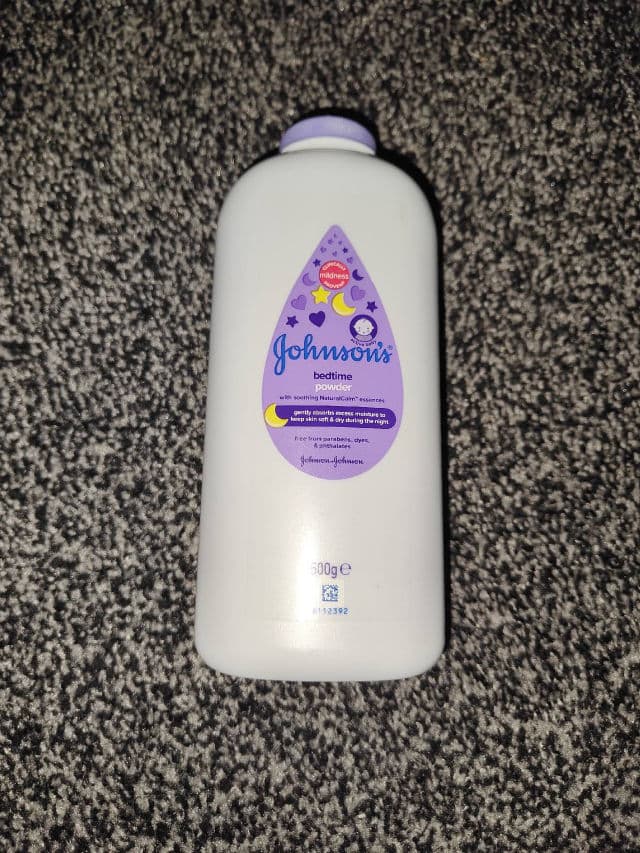 Johnson's Baby Powder review photo by Merci25