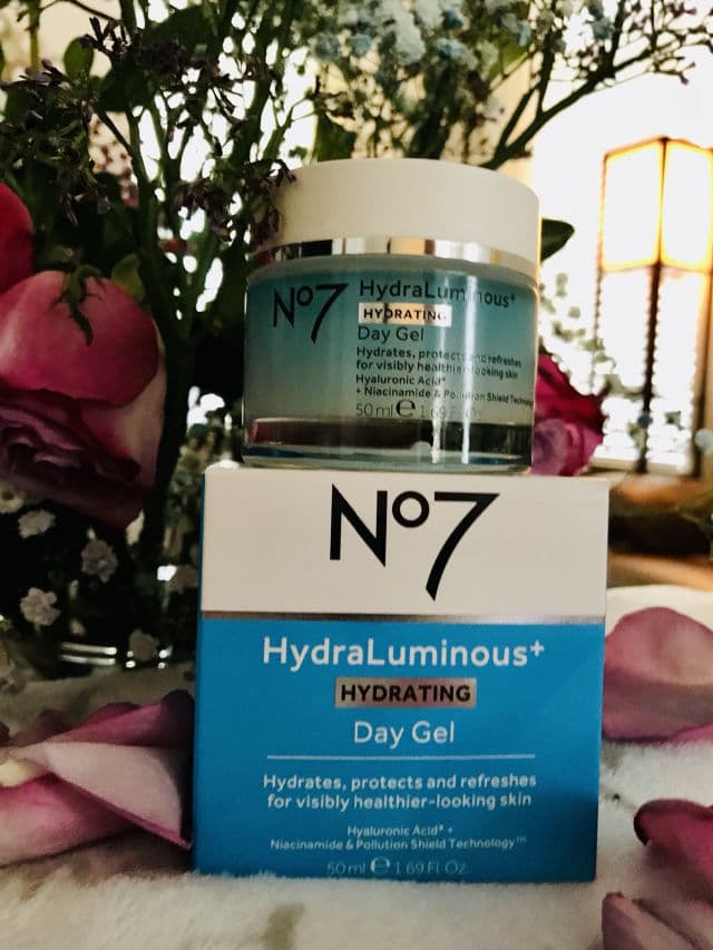 No7 HydraLuminous Water Surge Gel Cream review photo by Thuhienpham