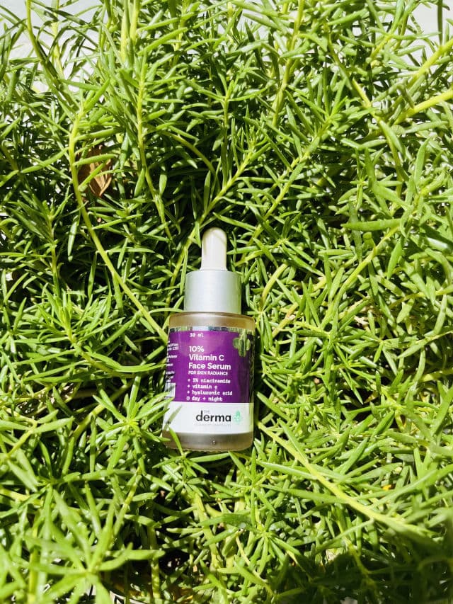 The Derma Co. 10% Vitamin C Face Serum with 5% Niacinamide & Hyaluronic Acid review photo by Pixieee