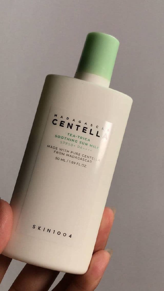 SKIN1004 Madagascar Centella Tea-Trica Soothing Sun Milk SPF50+ PA++++ review photo by clairemascarinas