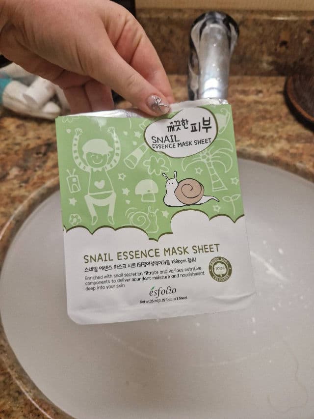 ESFOLIO Snail Essence Mask Sheet review photo by Tammy99