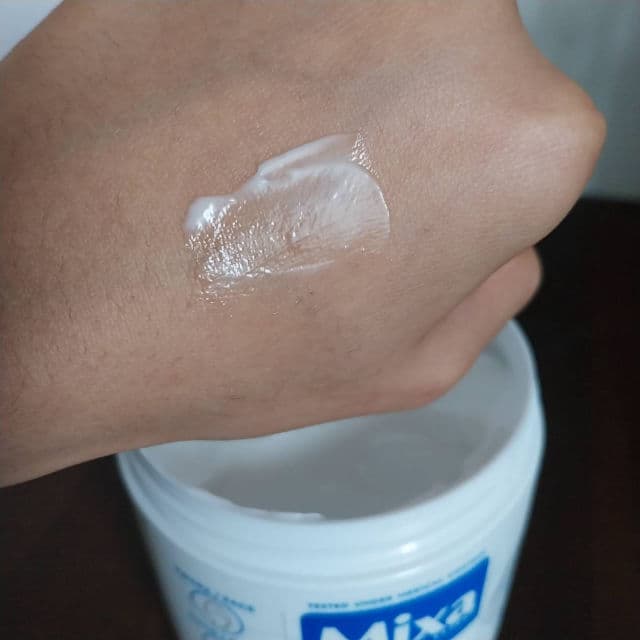 Mixa Ceramide Protect Creme review photo by Osiya