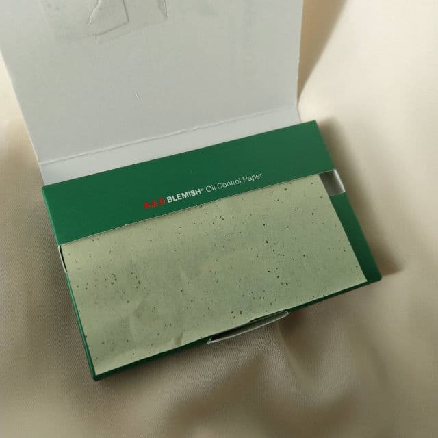 DR.G R.E.D Blemish Oil Control Paper review photo by Osiya