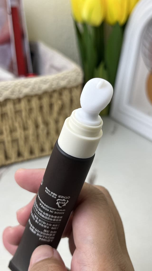 SKIN1004 Madagascar Centella Probio-Cica Bakuchiol Eye Cream review photo by ivannayvonne8