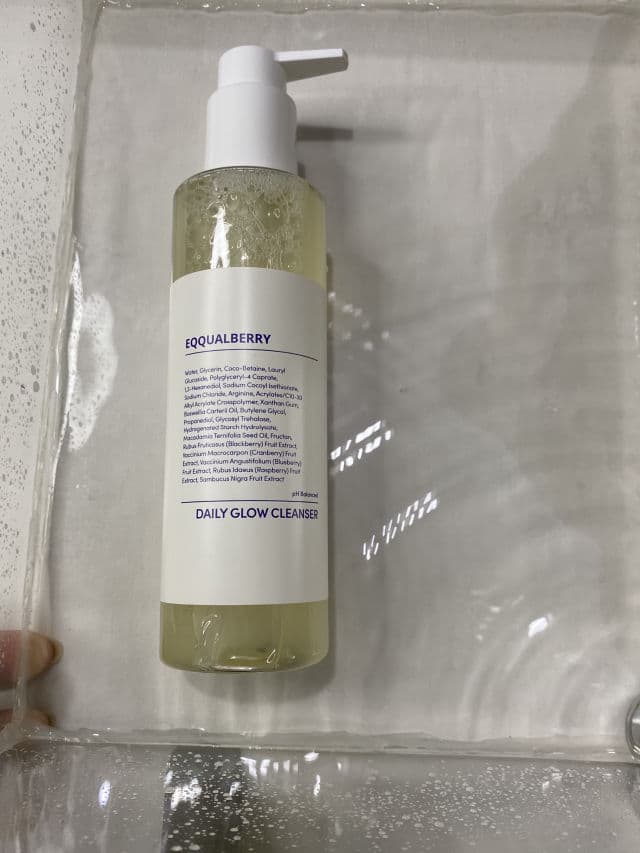 Eqqualberry pH Balanced Sauna Cleanser review photo by Enahs