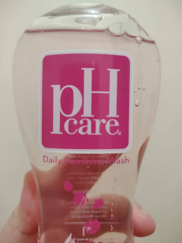 ph Care Daily Feminine Wash Floral Clean review photo by imabeautytolook
