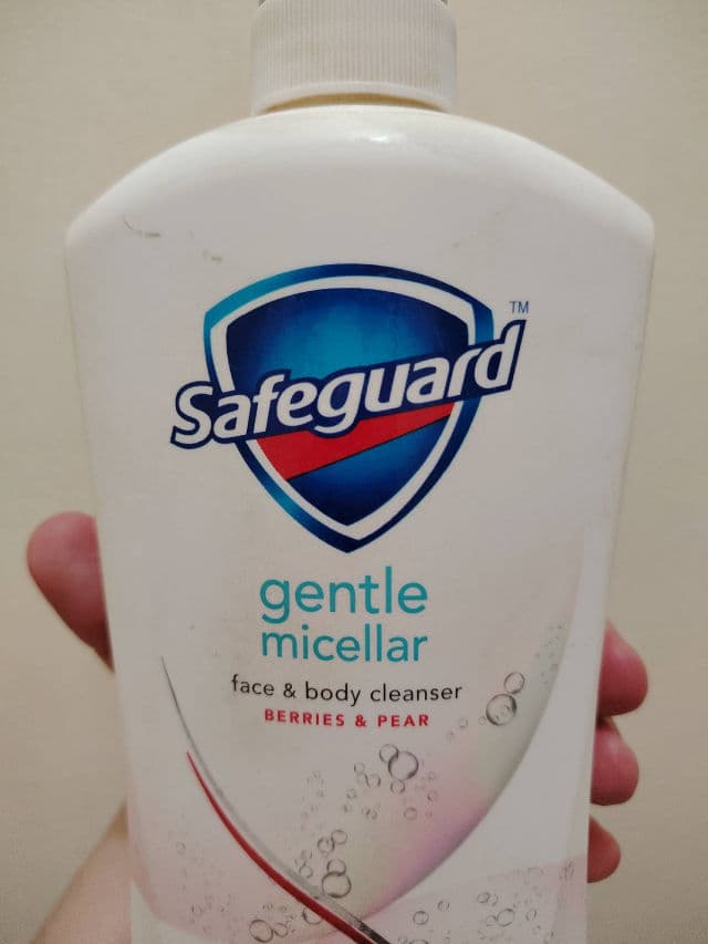 Safeguard Gentle Micellar Face & Body Cleanser - Unscented review photo by imabeautytolook