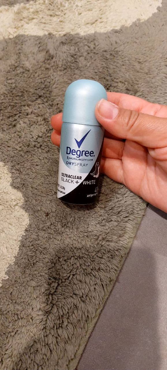 Degree UltraClear Black+White Antiperspirant Deodorant Stick review photo by summer1991