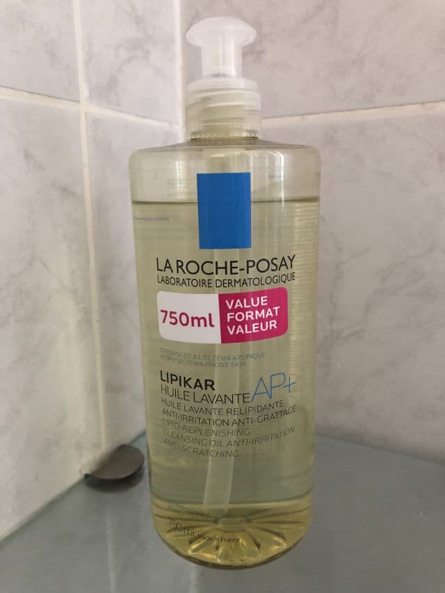 La Roche-Posay Lipikar Huile Lavante AP+ Cleansing Oil review photo by sweetpuffers
