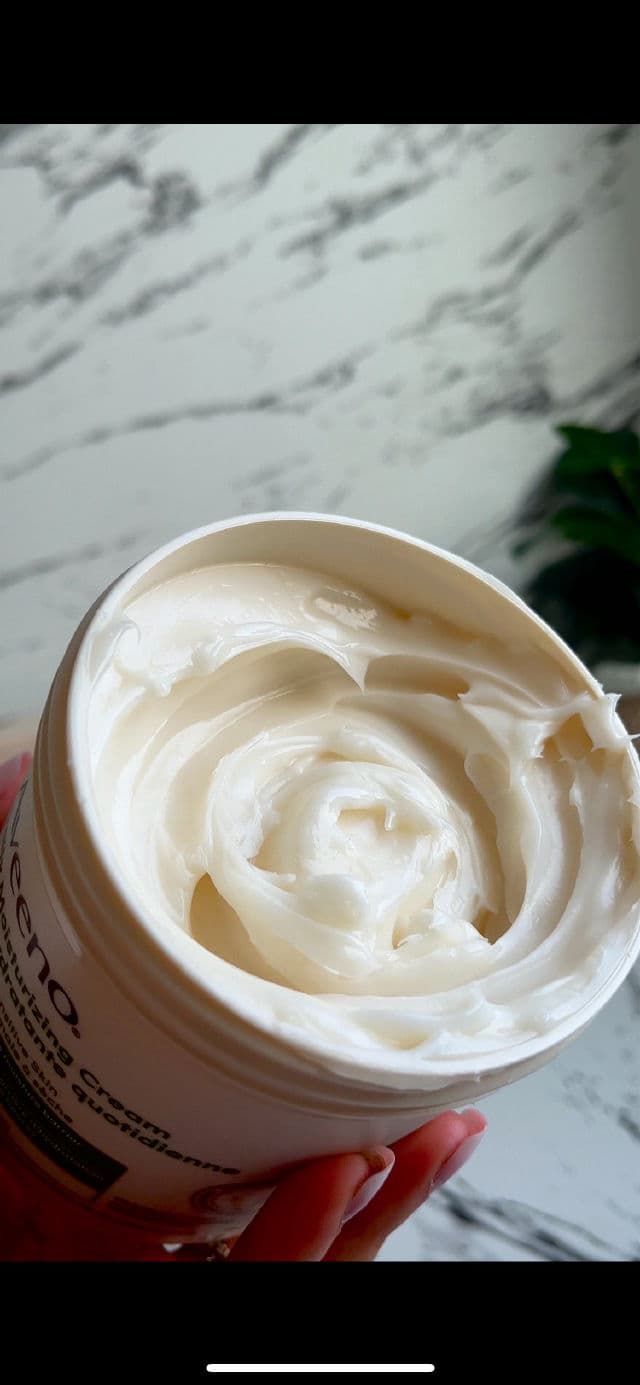 Aveeno Moisturising Cream review photo by San1694