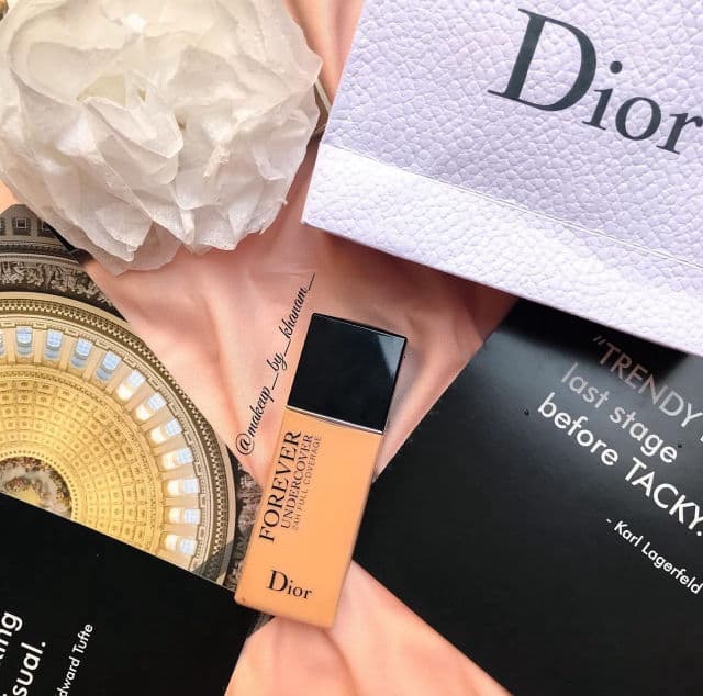 Dior Forever Skin Glow 24H Wear Hydrating Foundation review photo by makeupaddict