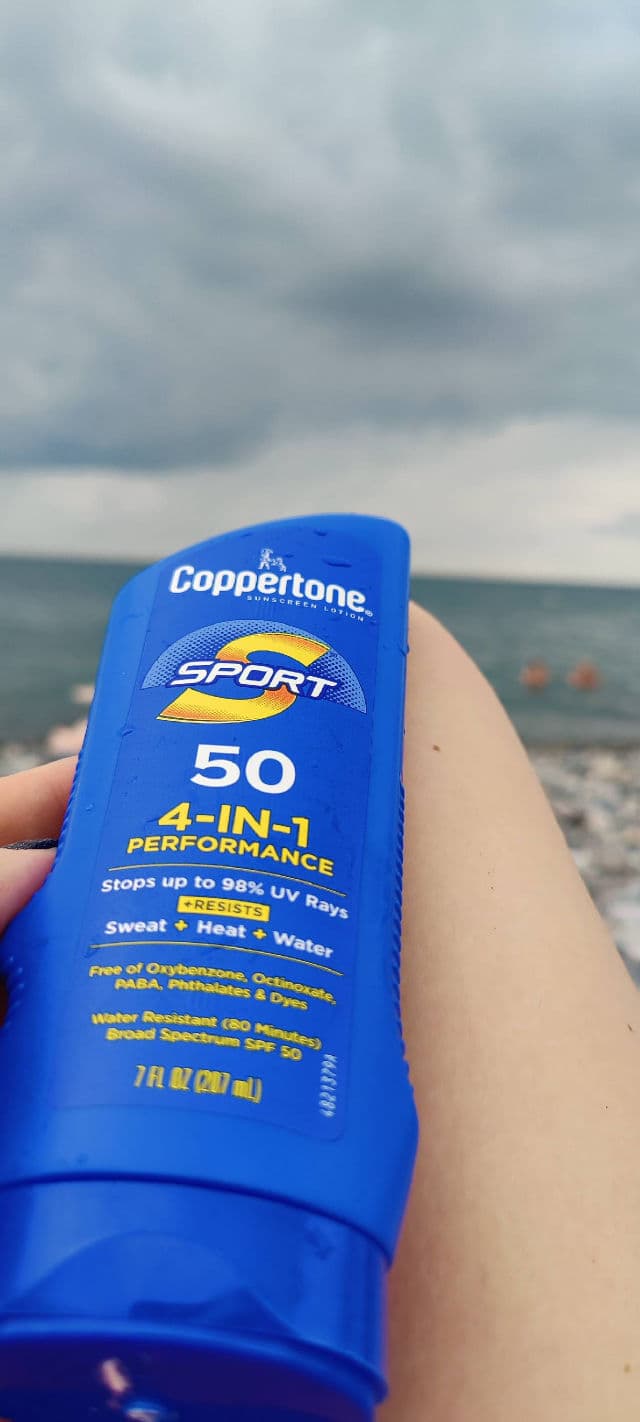 Coppertone Sport Lotion SPF 15 review photo by annoukkii
