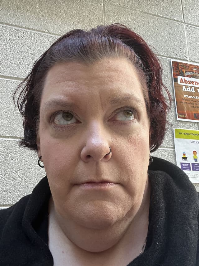 Tarte Lights, Camera, Lashes 4-in-1 24-Hour Mascara review photo by AuntDD