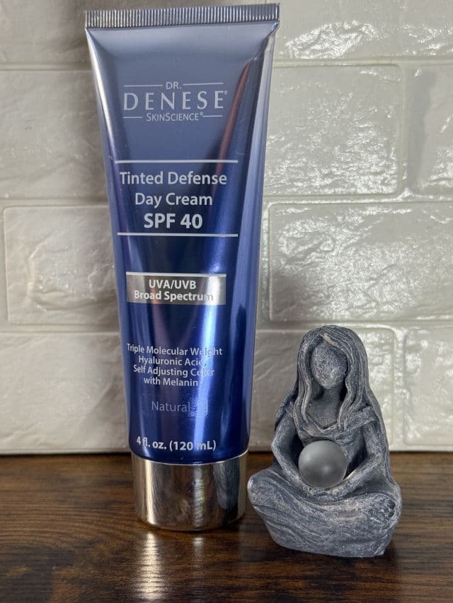 Dr. Denese HydroShield Ultra Moisturizing Face Serum review photo by AuntDD