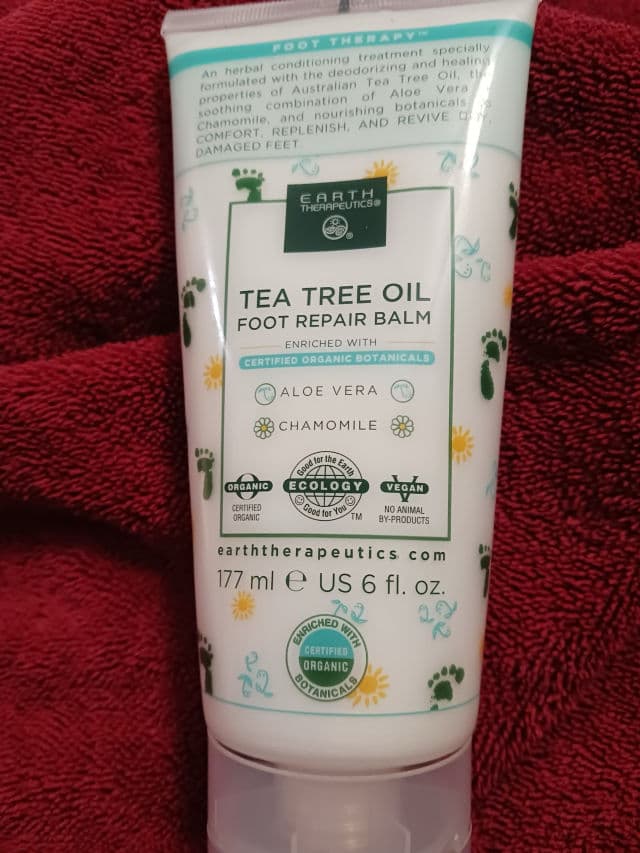 Earth Therapeutics Tea Tree Oil Moisturizing Foot Mask review photo by AuntDD