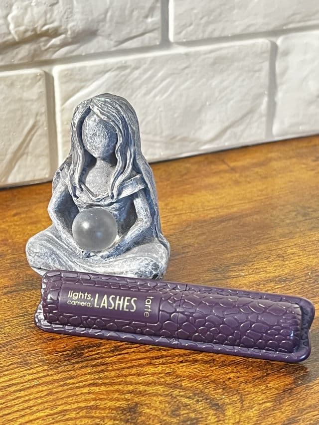 Tarte Lights, Camera, Lashes 4-in-1 24-Hour Mascara review photo by AuntDD