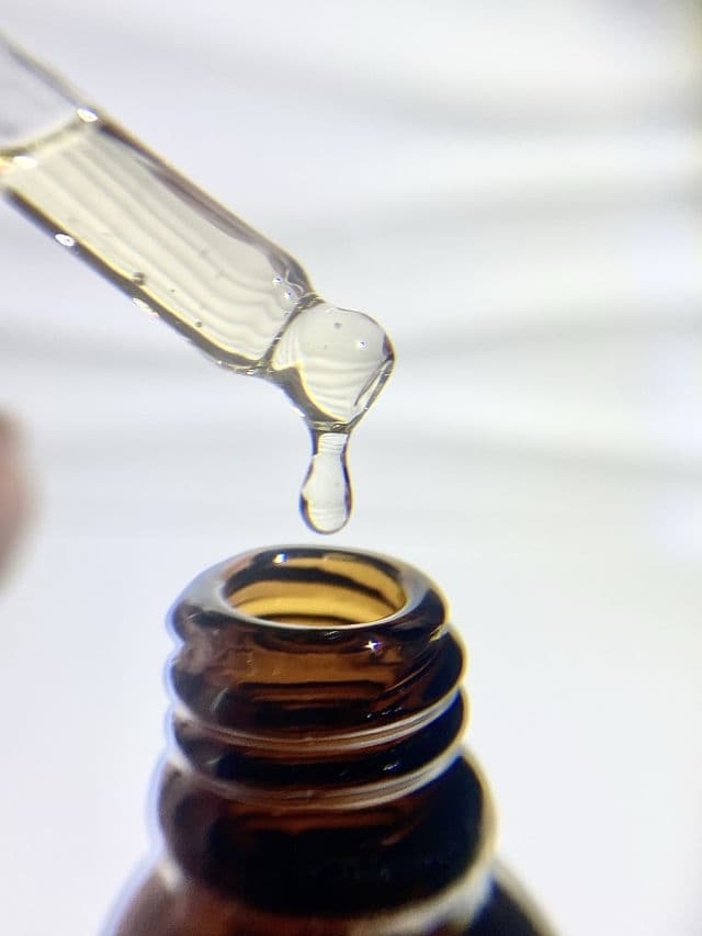 Dermorepubliq Spot Treatment Face Oil review photo by Cakeyki